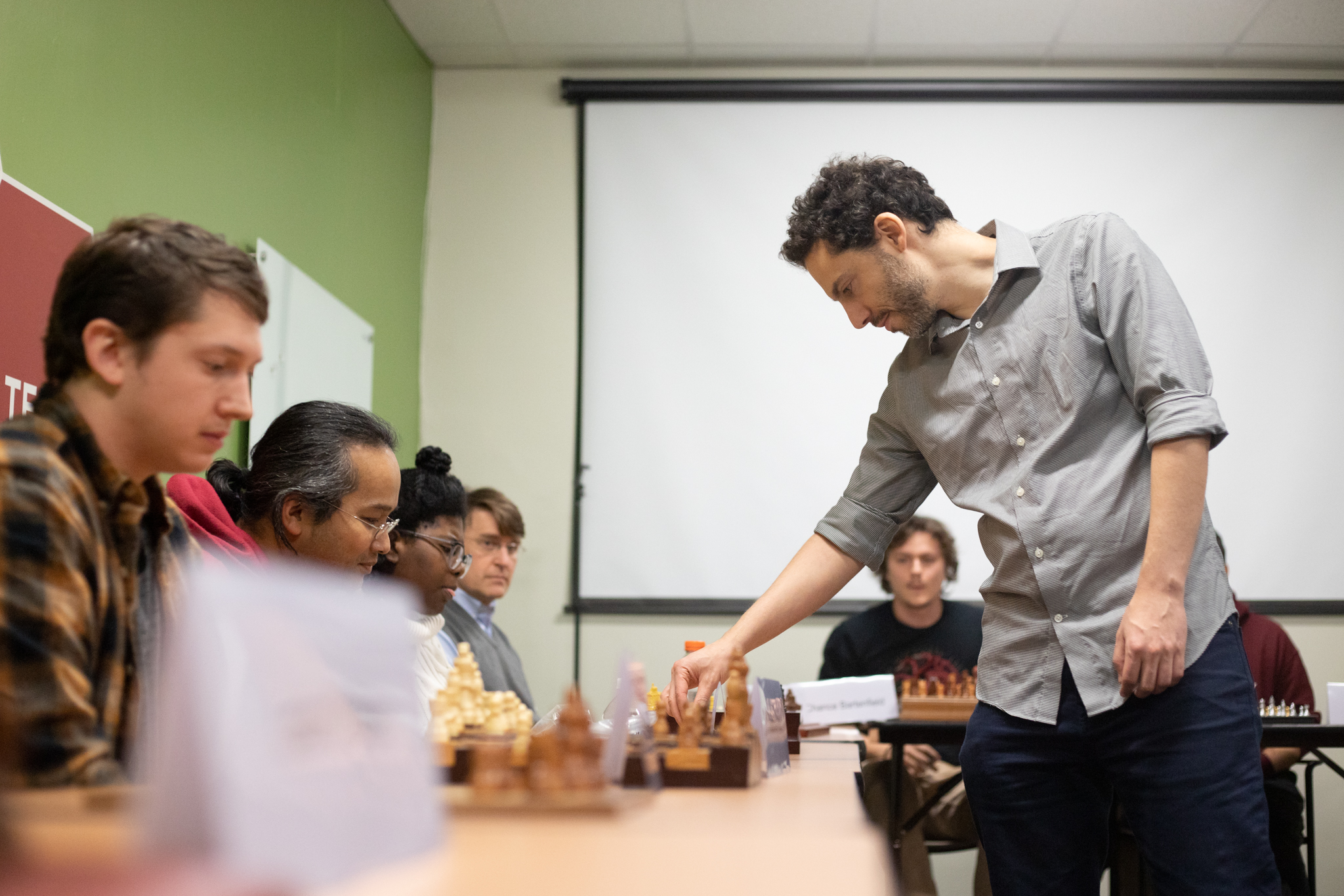 Chess grandmaster goes undefeated at Elon Law